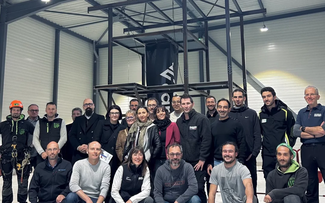 Invités et partenaires réunis dans la halle Vertex Campus, octobre 2025